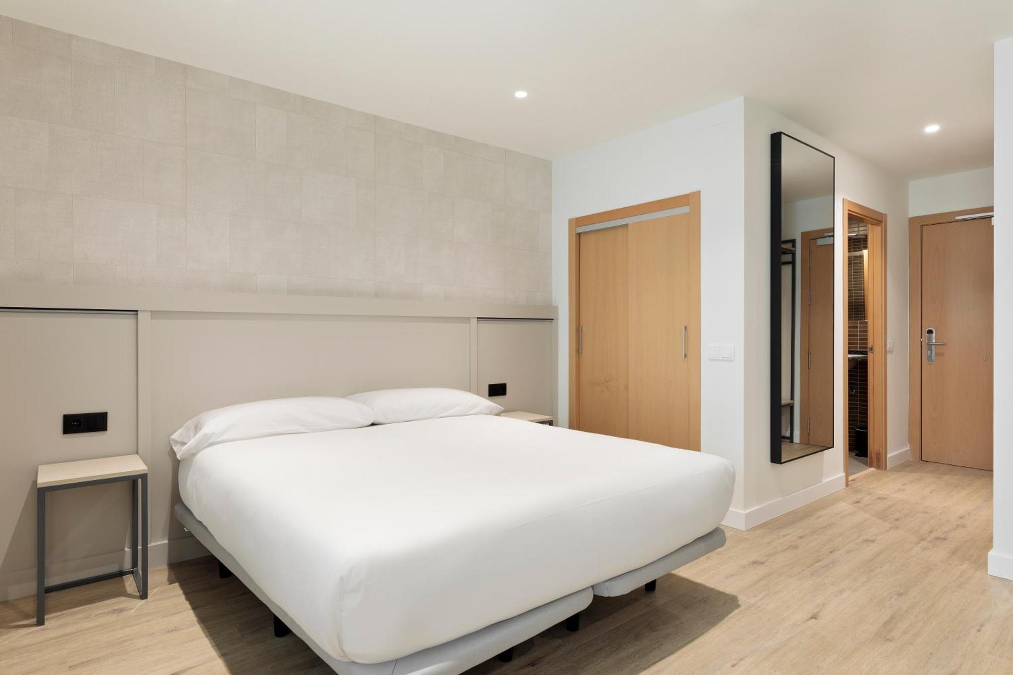 Aparthotel Xic Платья-де-Аро Экстерьер фото