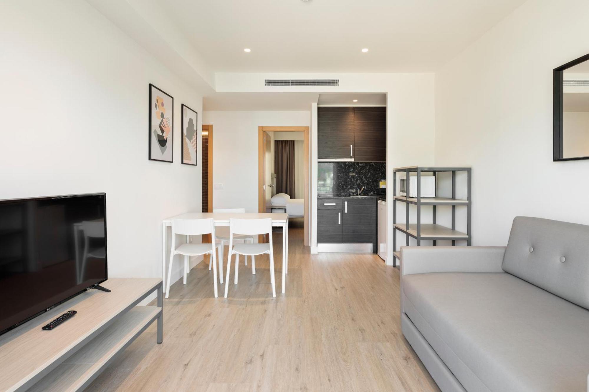 Aparthotel Xic Платья-де-Аро Экстерьер фото