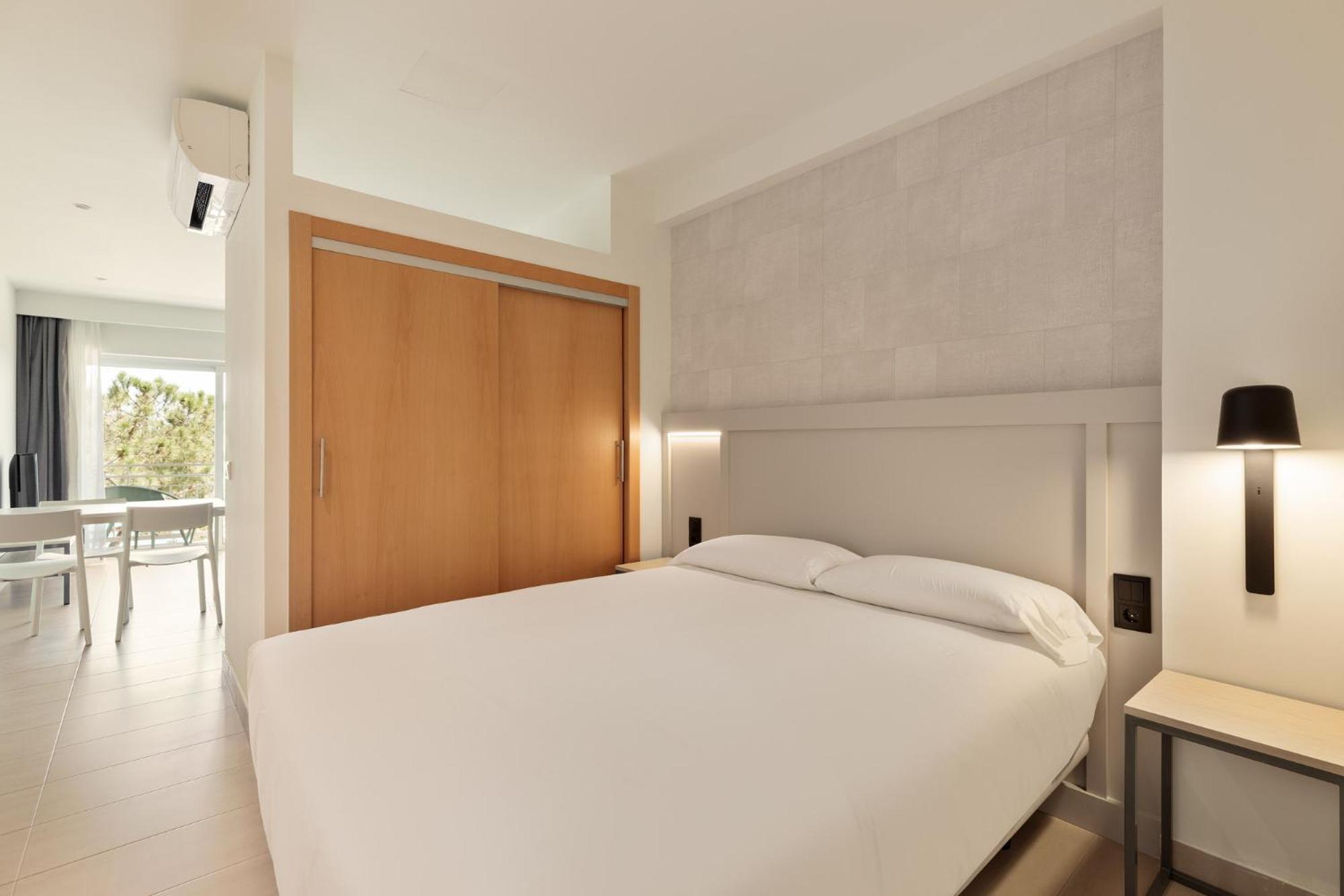 Aparthotel Xic Платья-де-Аро Экстерьер фото